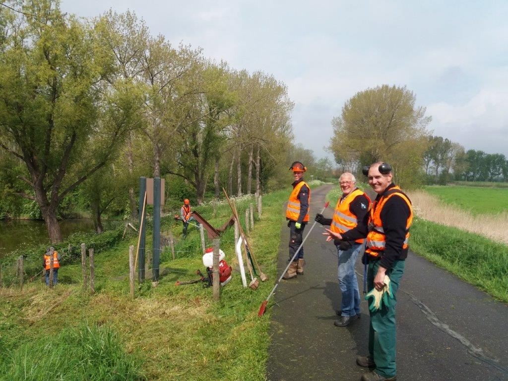 Onderhoudsdag Stichting Bunkerbehoud op 15 mei 2021.